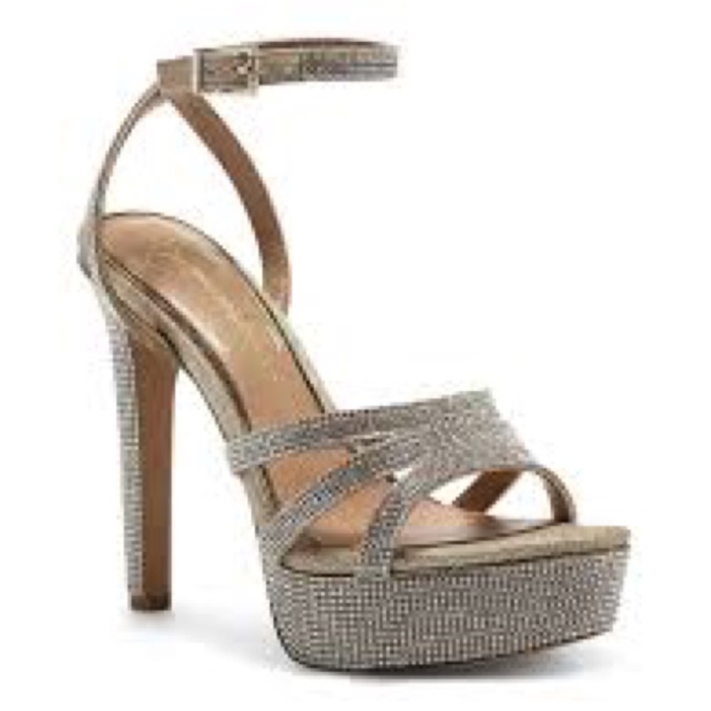 Jessica Simpson “Balina” Platform Heel